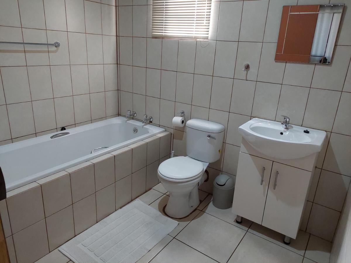 Pro Plants Accommodation Kimberley Exterior foto